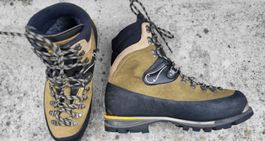 Bergschuh, La Sportiva Karakorum GTX 42