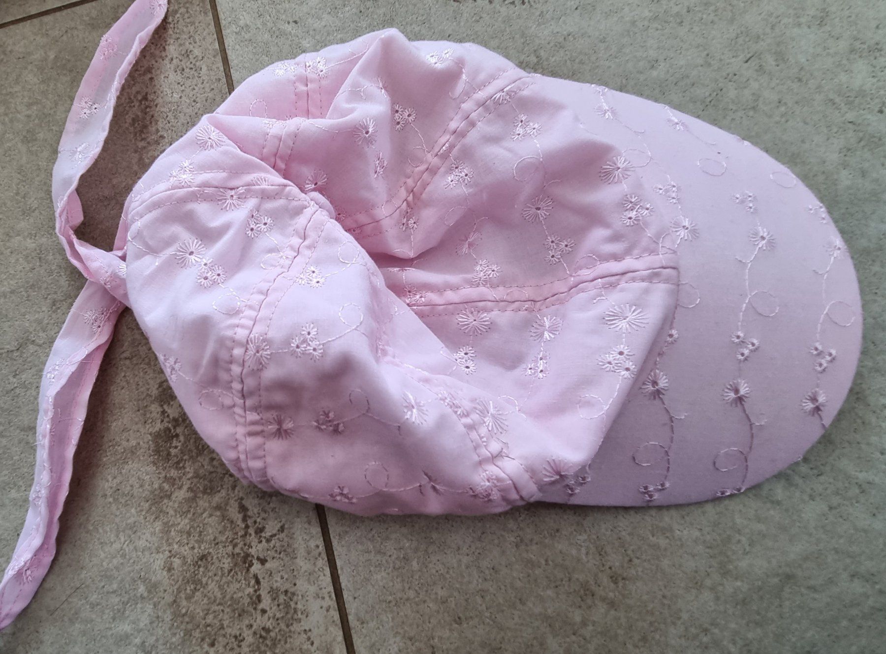 Lotti & Set di vestiti: Kleiderset Mädchen gr.122 – Usato da Grossdietwil venduto da GNOM313 4