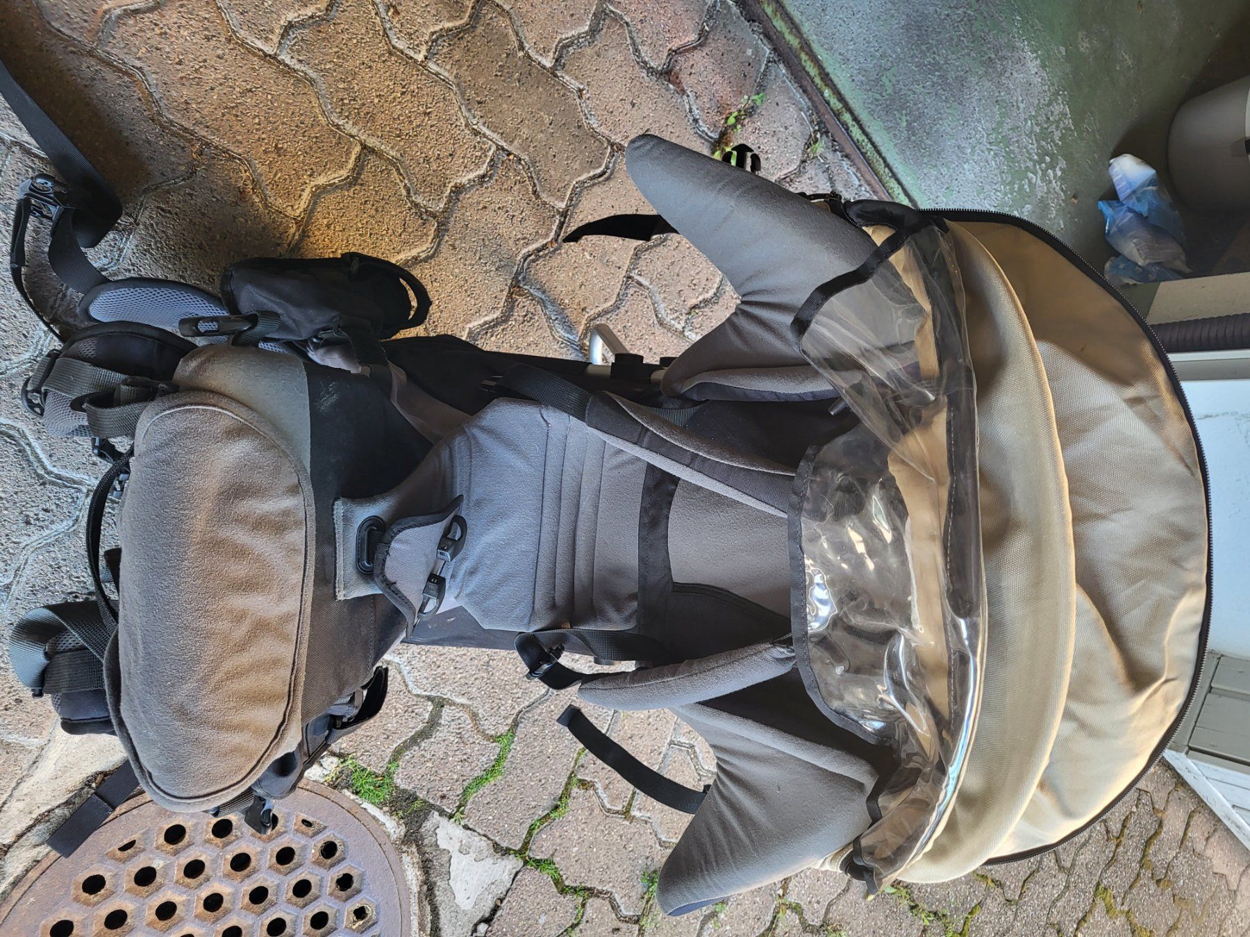 Bauch- & Rückentragen: Trage Rucksack – Gebraucht aus Weisslingen von wybeeri62