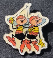 BB849 - Pin "Crazy Moskitos" Mücken oder Bienen?