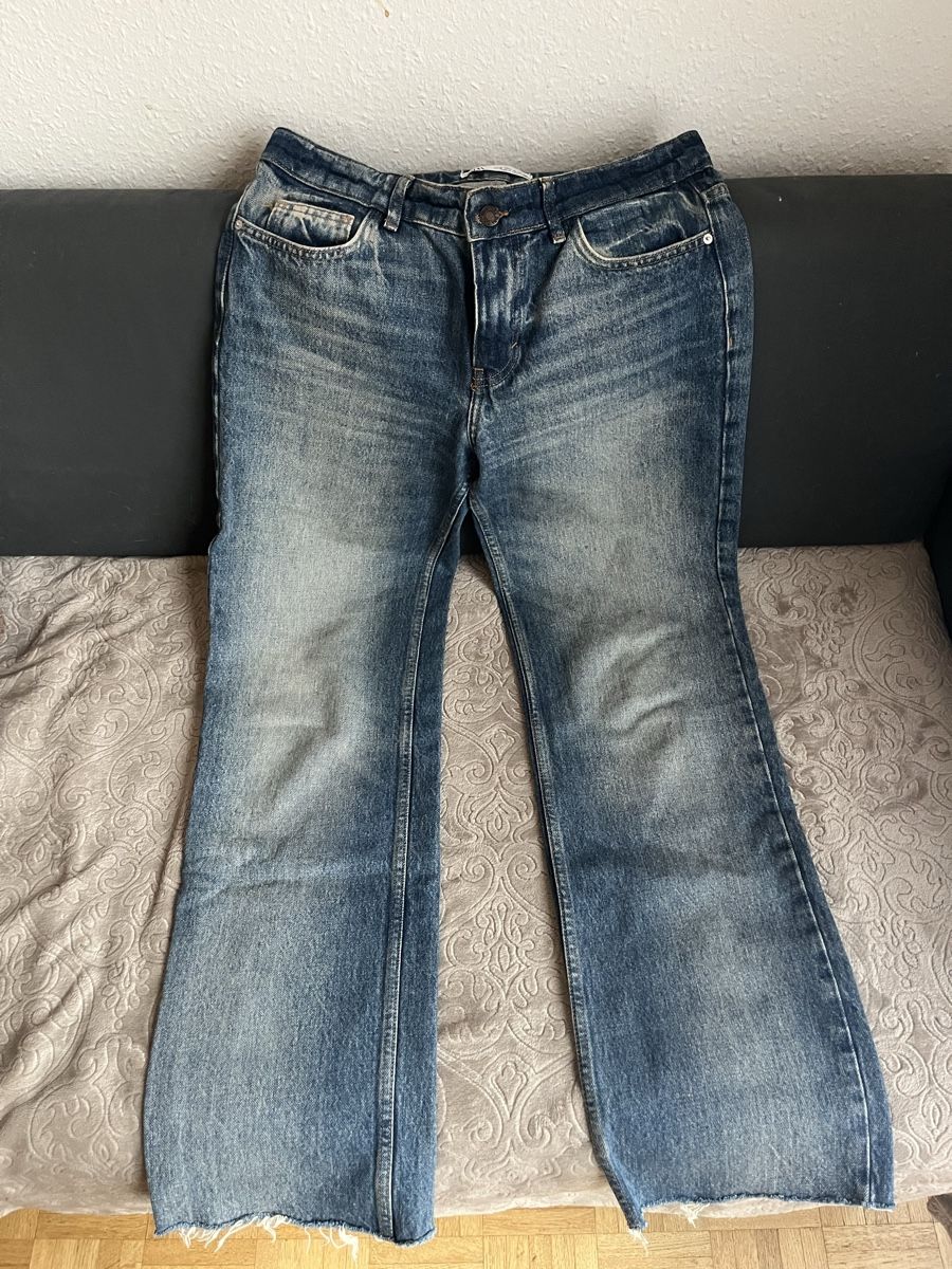 Zara Jeans: Jeans bleus femme  – Usato da Genève venduto da soraia.simao 1
