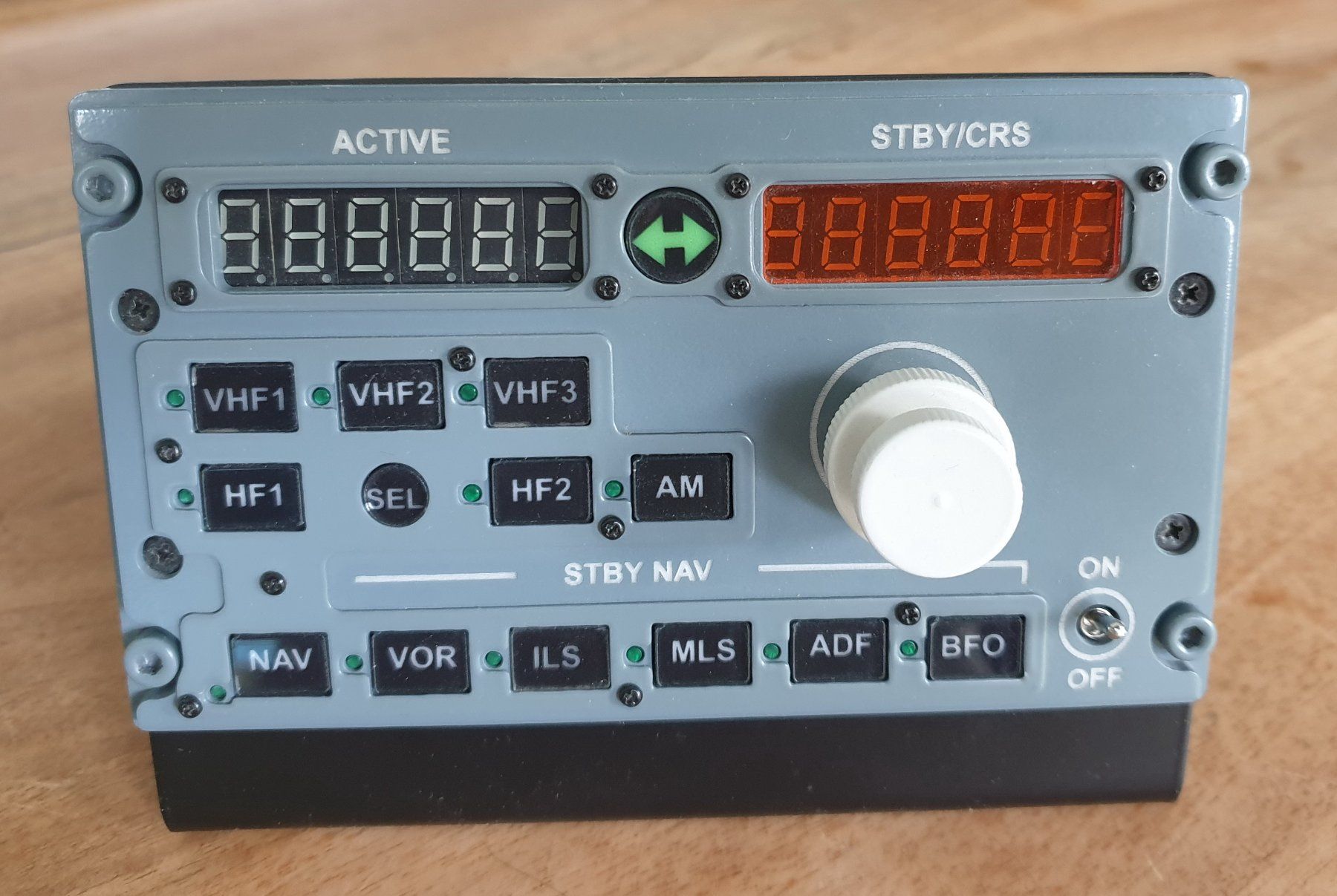 Sistema di controllo: RMP COM/NAV Panel – Usato da Mühlethurnen venduto da Pzita