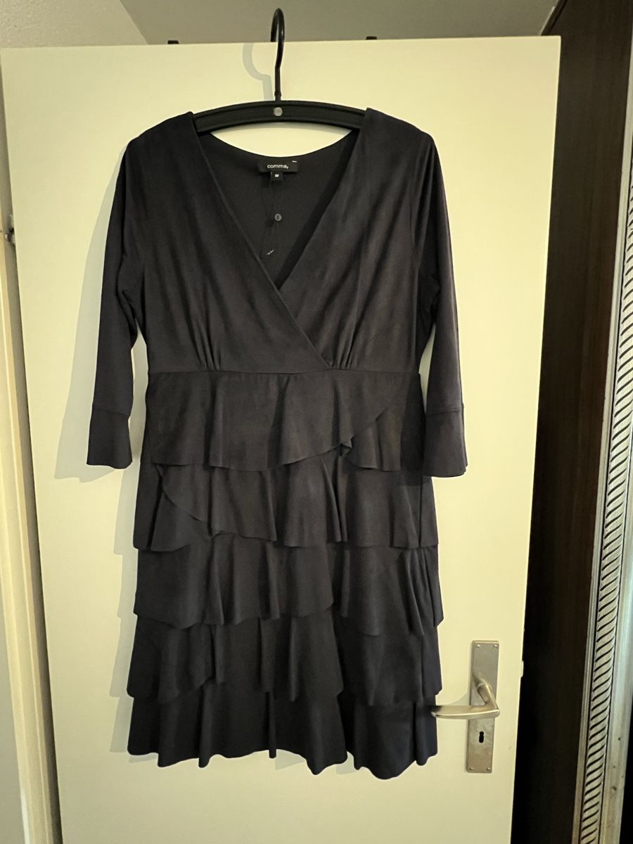 Comma Vestiti & Gonne: Dunkel Blau Kleid von Comma Gr. 38 – Usato da Oetwil a.d. Limmat venduto da jeh_6xcx 7