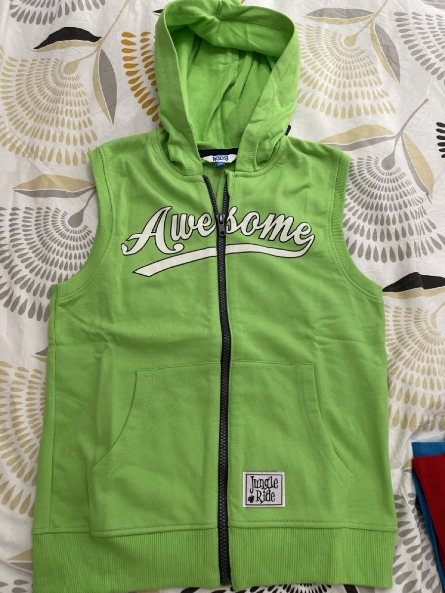 Altro abbigliamento per bambino: Gilet taille 134 – Nuovo (secondo la descrizione) da MARLY venduto da Aislee05