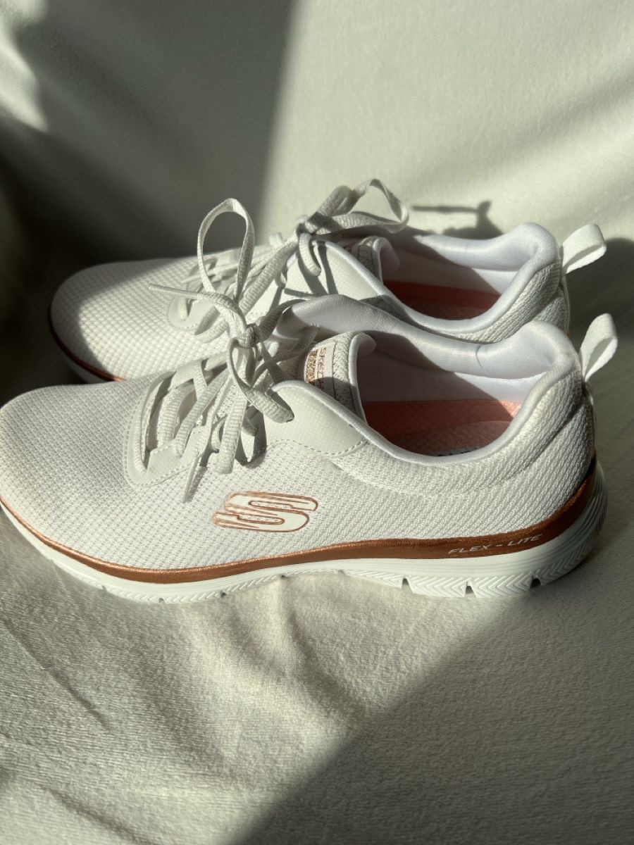Damenschuhe: Neue Skechers Flex Appeal  – Neu (gemäss Beschreibung) aus Mörel von Emozia 2