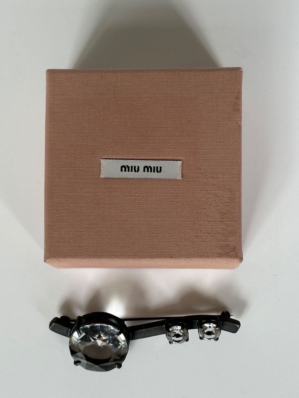 Miu Miu Spille & Fermagli: Miu Miu Spange – Usato da Bern venduto da der_karl 3