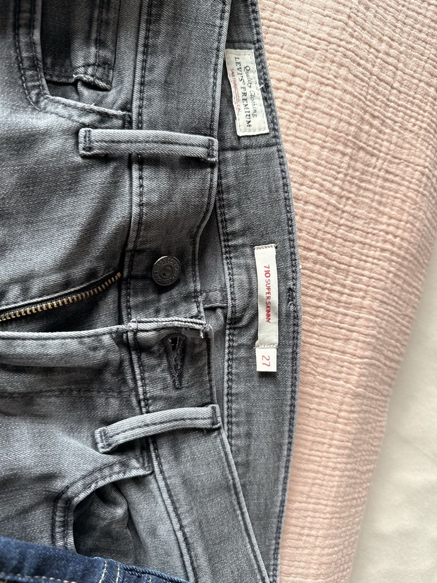Levi's Jeans: Levis Jeans, 3x710 und 1x501 – Usato da Volketswil venduto da nadine2907 2