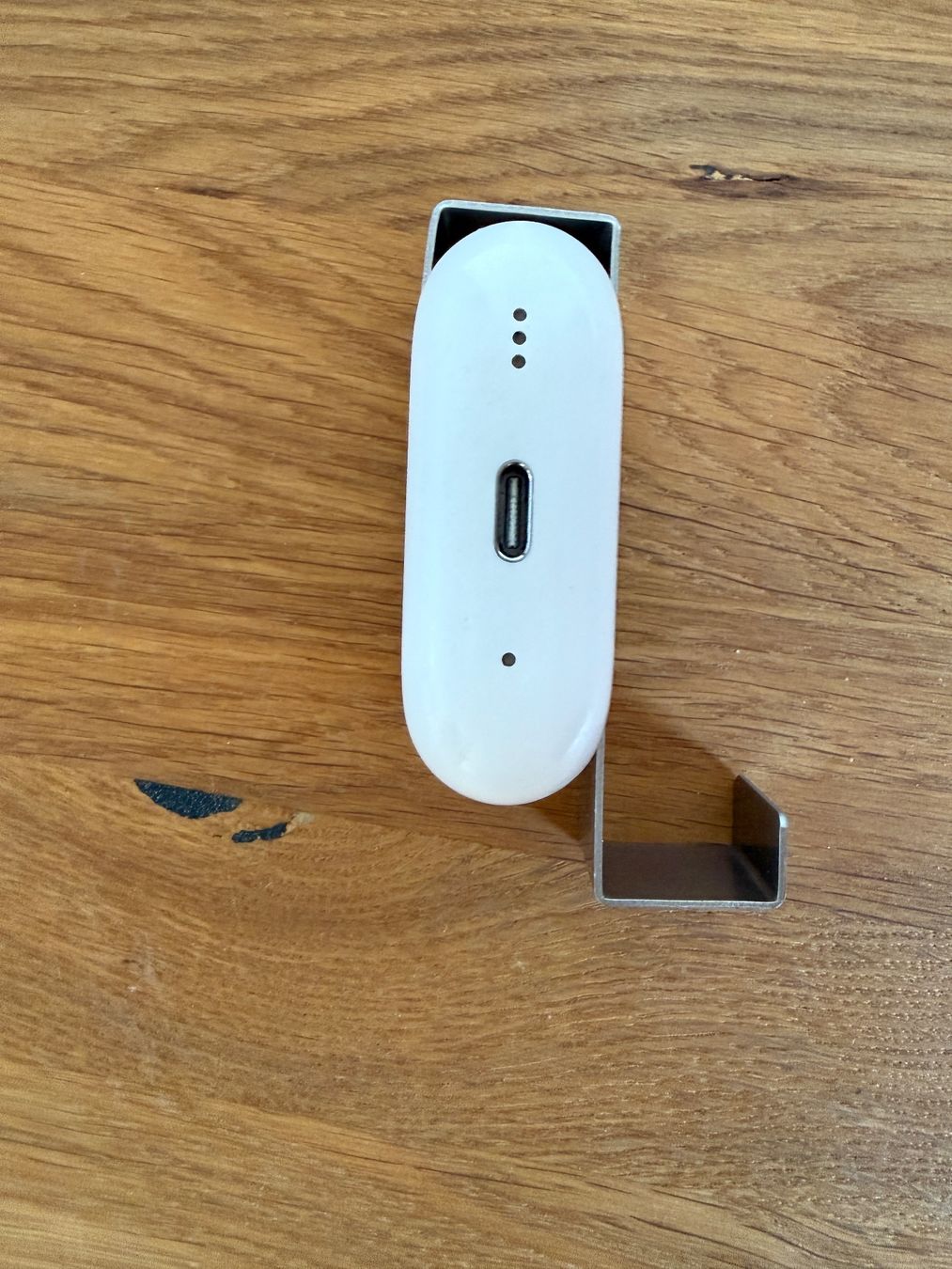 Apple Cuffie: APPLE AirPods Pro 2 Charging Case – Usato da Lausanne venduto da Nine1982 8