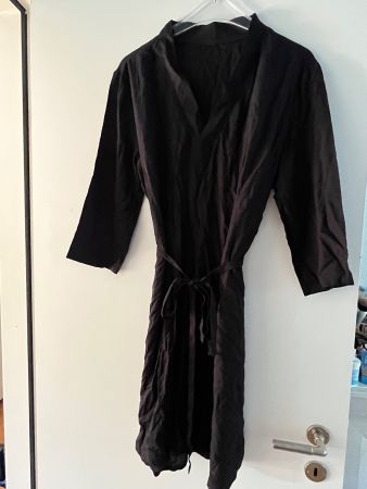 Luftiges Kleid in schwarz, Gr. S/M
