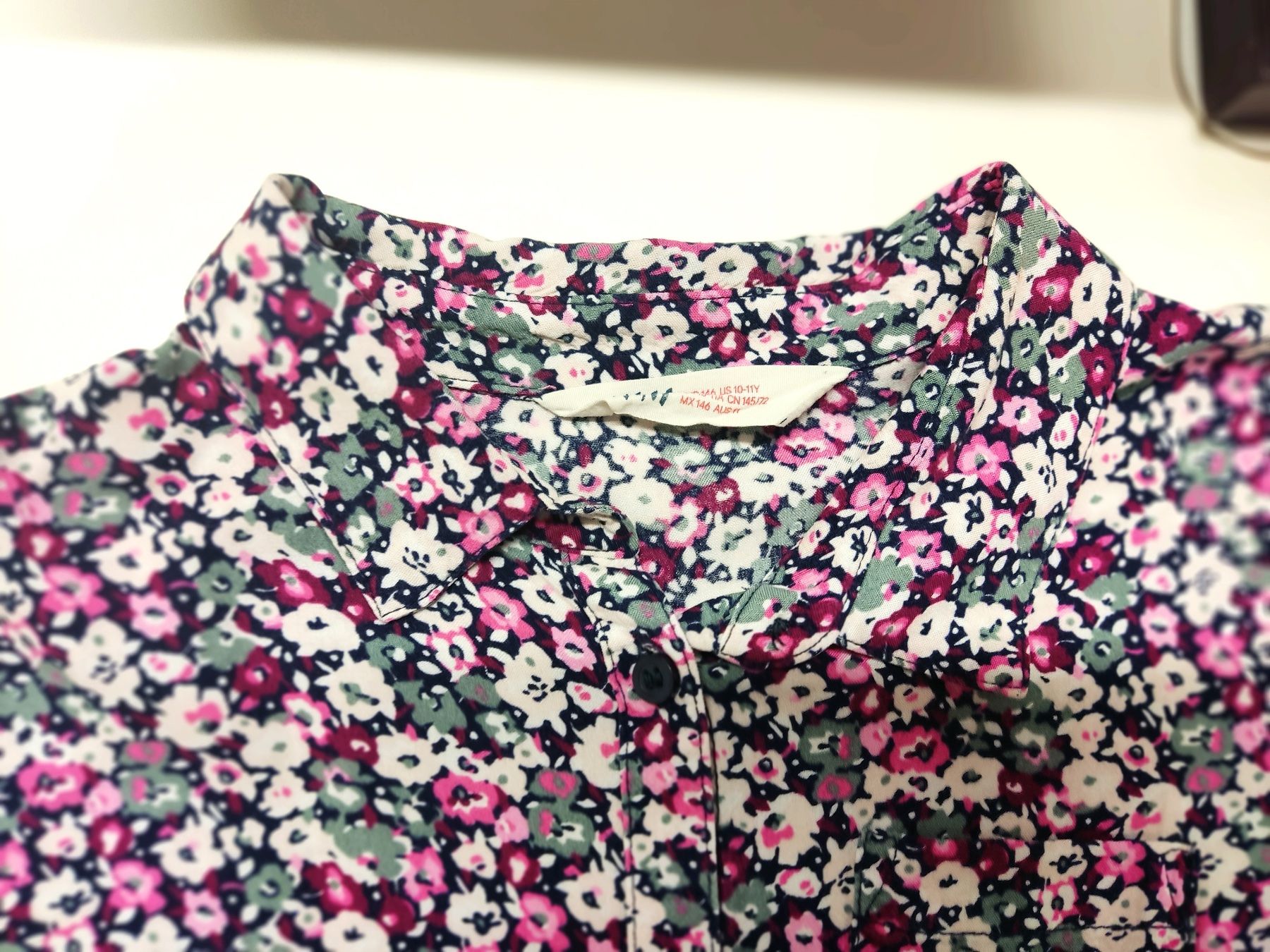 H&M Camicette, T-shirt & Top: H&M Bluse Gr. 146 – Usato da Biel/Bienne venduto da AnikaNah 1
