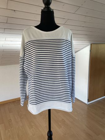 Pullover gestreift Marke H.L. MODA Groesse M guter Zustand