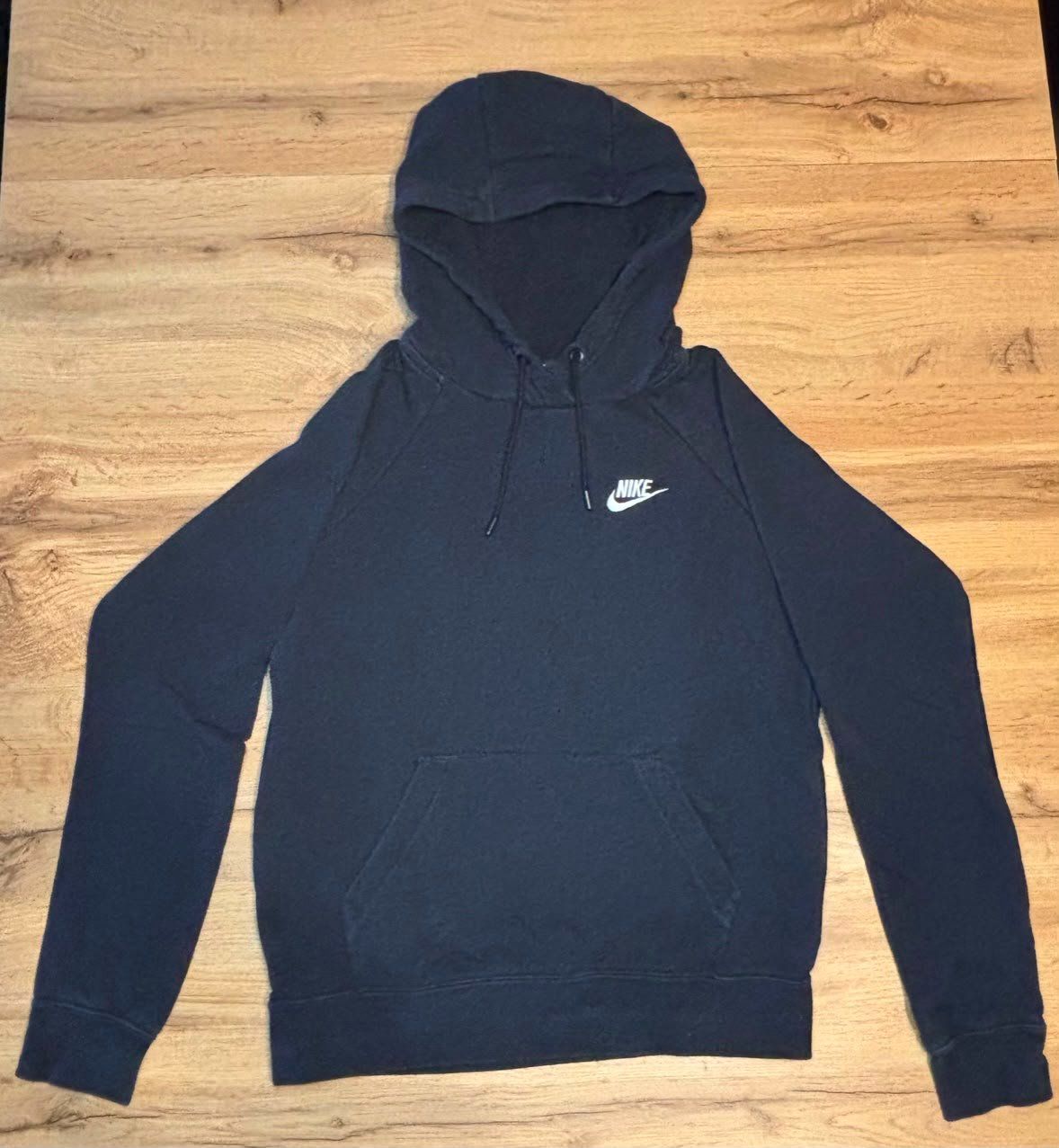 Nike Maglioni & Felpe: Pull à capuche Nike noir (XS/34) – Usato da Bavois venduto da Marco_Locat