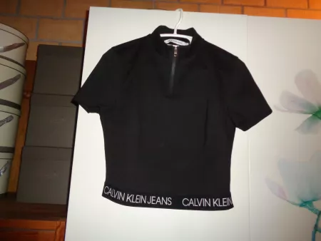 *** Oberteil mit Reissverschluss *** Calvin Klein