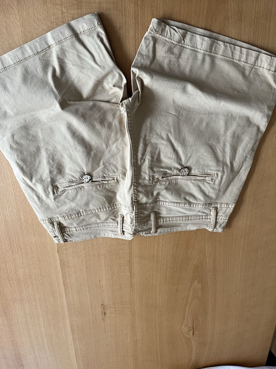 Pantaloni: Damen Hose kurz – Usato da Kirchberg SG venduto da MB409_4x4 1