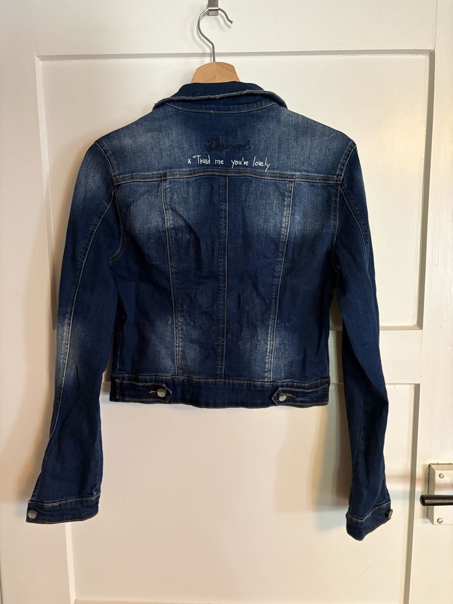 Desigual Giacche: Jeans Jacke von DESIGUAL Gr. 36 – Usato da Schwerzenbach venduto da frauminze 1