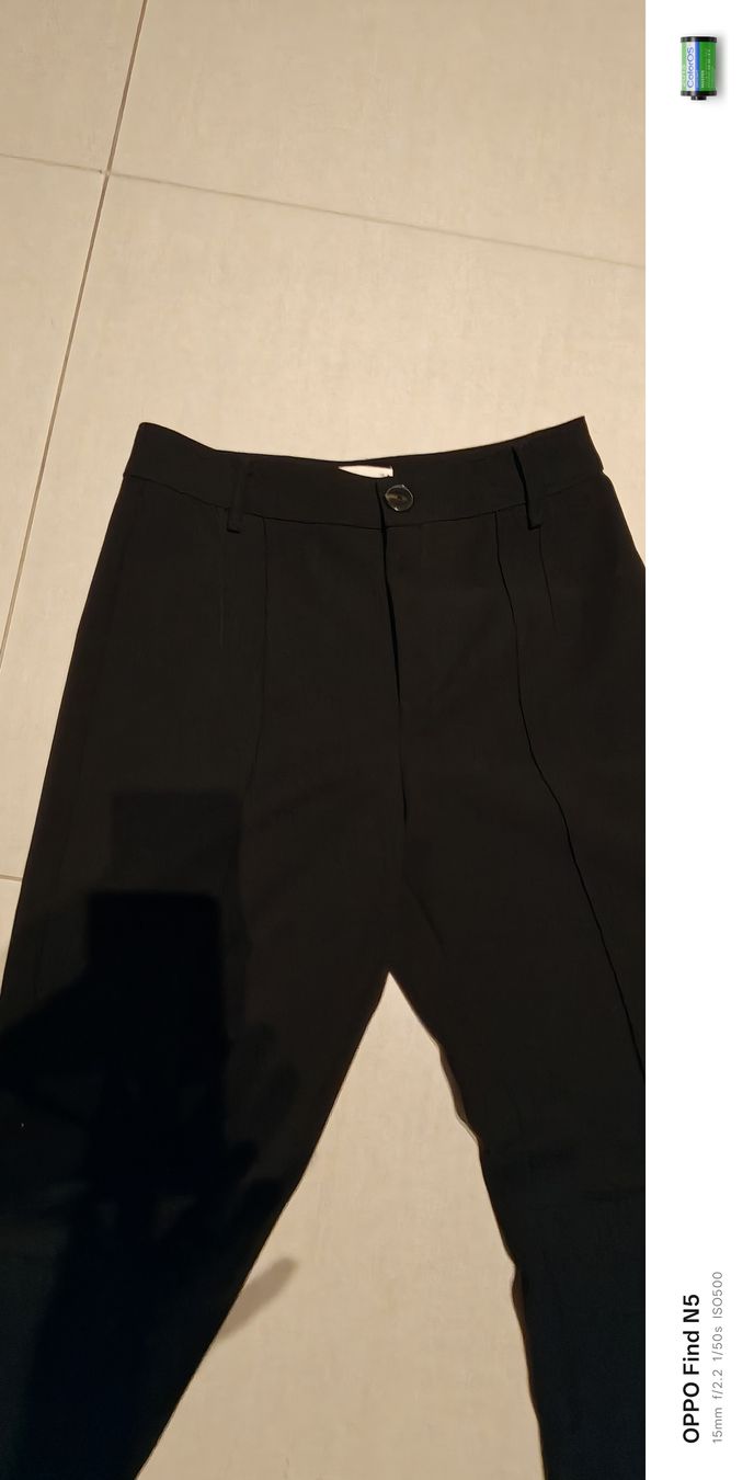 Pantaloni: Damen Hose  ( 40)   – Usato da stallikon venduto da Dalacoke