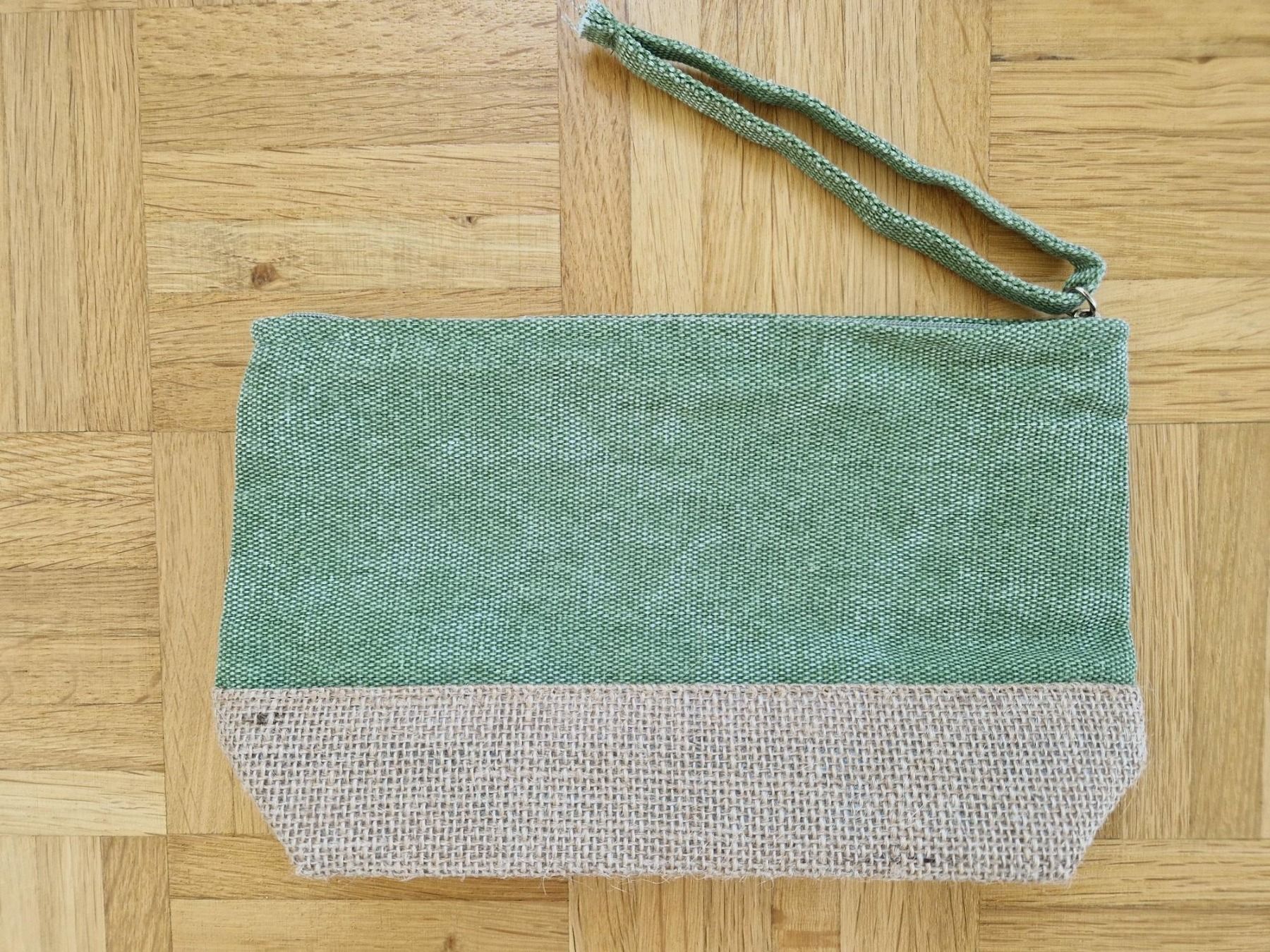 Coffrets à bijoux: Etui NEU mit Reisverschluss – Neuf avec emballage d'origine à Zürich par yro_qvz7 1