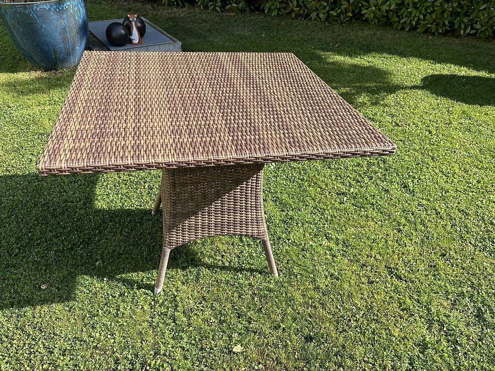 Tavoli: Gartentisch  – Usato da Bad Ragaz venduto da 7205 2