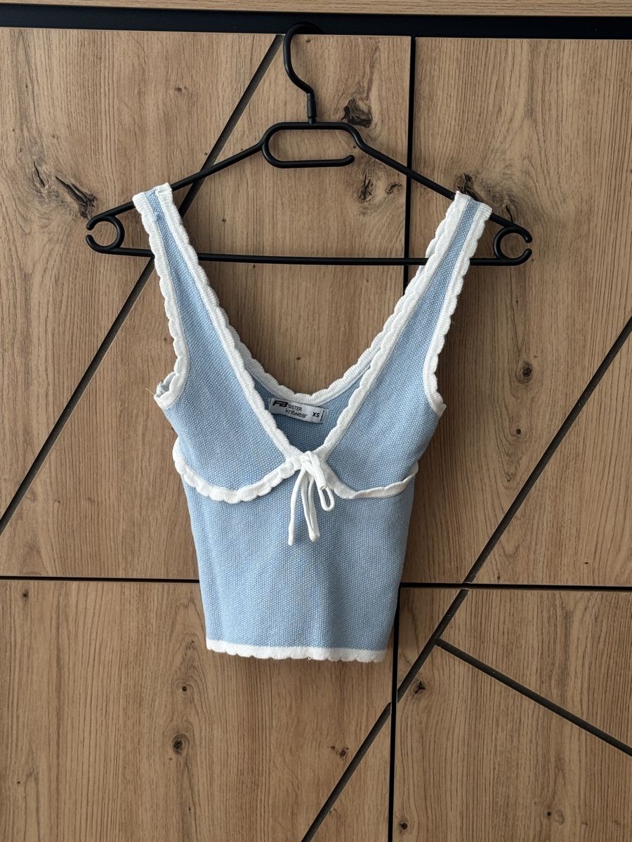 Tops: Hellblaues Feinstrick Top mit Spitze, Grösse Xs,neu – Neu (gemäss Beschreibung) aus Aarburg von Sonnenschein6