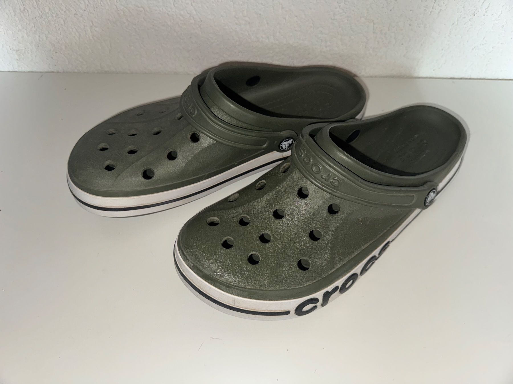 Crocs Scarpe da uomo: Stylische Crocs Gr. M – Usato da Grosswangen venduto da Second_hand_paradise 2