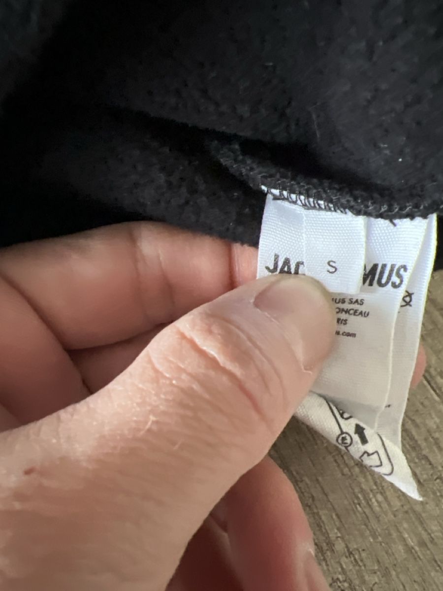 Jacquemus Maglioni & Felpe: Jacquemus Hoodie – Usato da Binningen venduto da salentino4ever 4