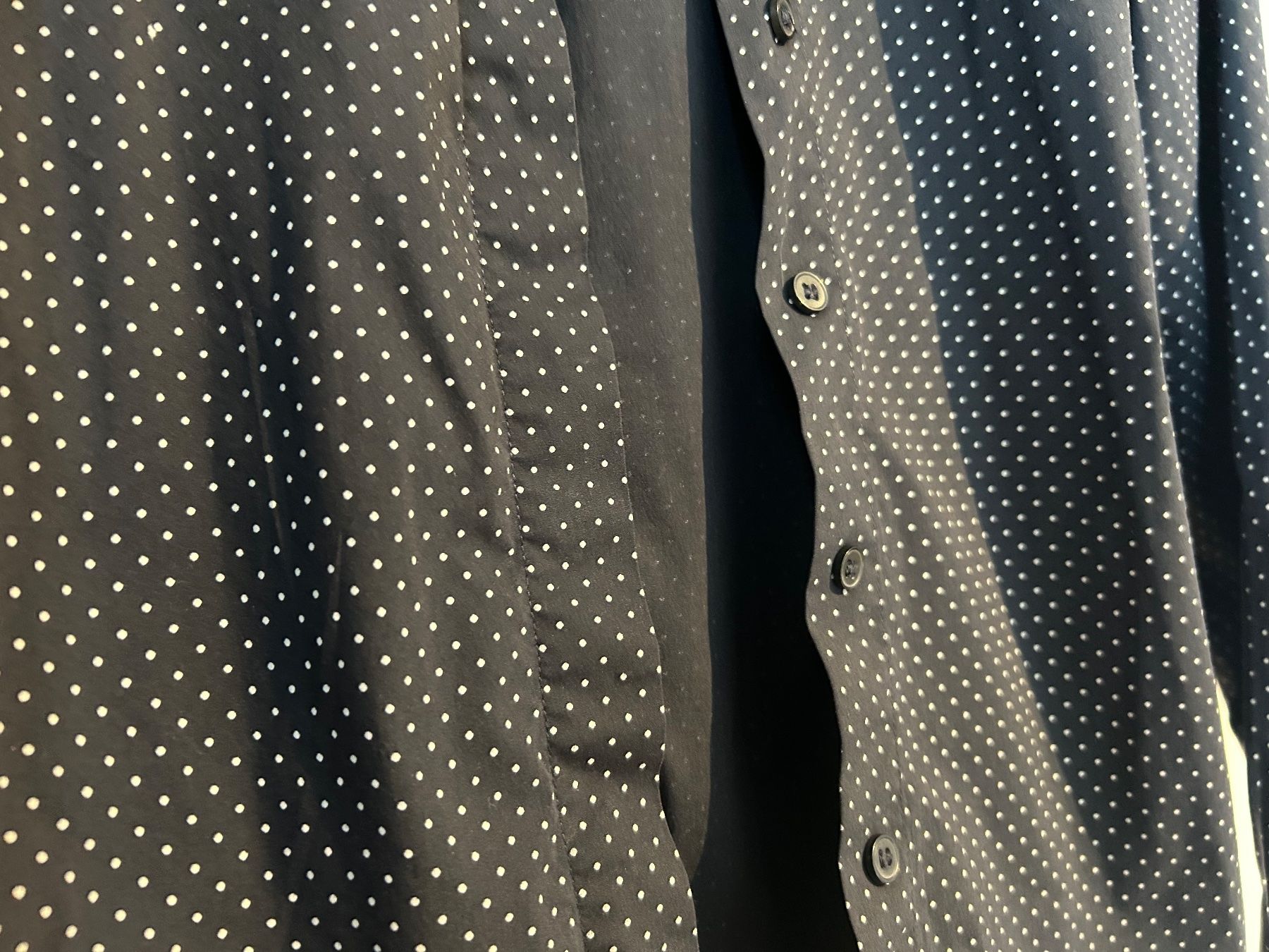 H&M Blusen: Dunkelblaue Bluse mit weissen Punkten Gr. 36 – Gebraucht aus Zürich von la_222 3