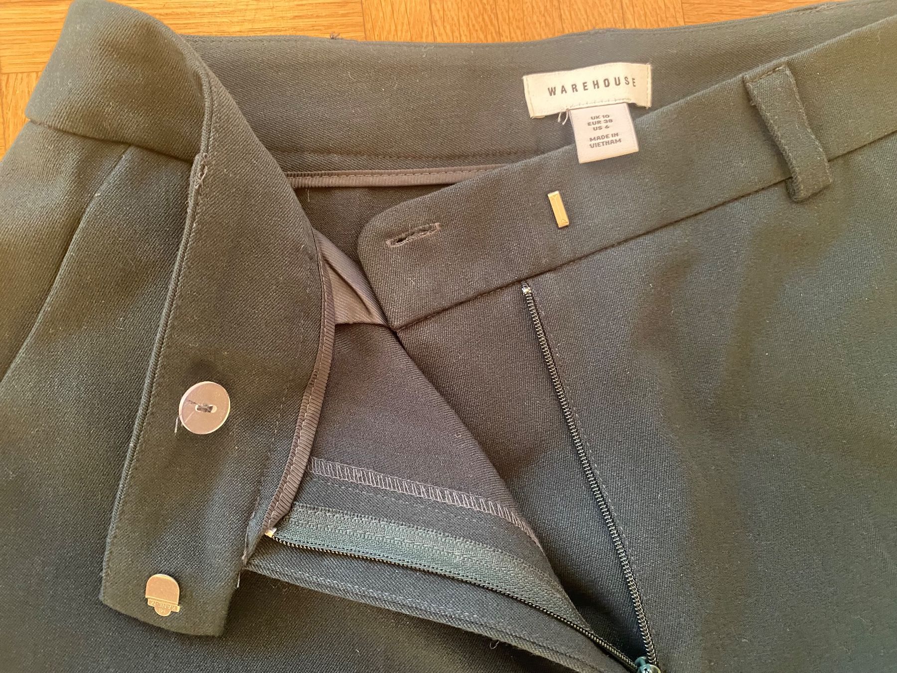 Hosen: Hose Warehouse Gr 38 grün – Gebraucht aus Zug von estarthyme 3