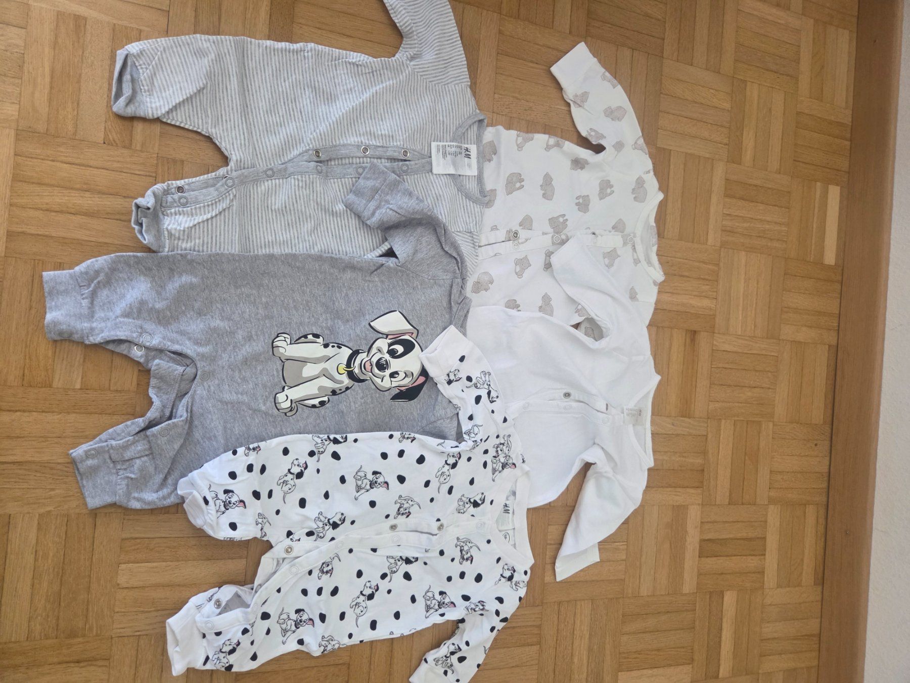 Kleiderpakete & -sets: Strampler für Baby gr.56 – Gebraucht aus Regensdorf von sar_895z