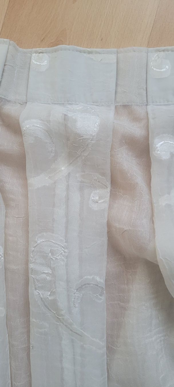 Rideaux: Paar Vorhänge 85cm X 250cm – D'occasion à Schöfflisdorf par CrRG21 2