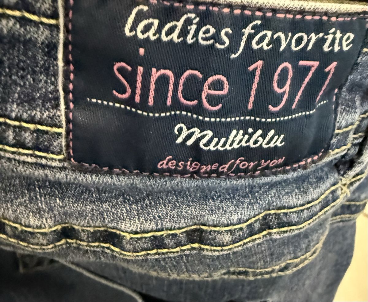 Jeans: Multiblu Jeans Gr. 42, 3/4 lang mit Glitzerstreifen - – Nuovo (secondo la descrizione) da Lyss venduto da Sibella56 1