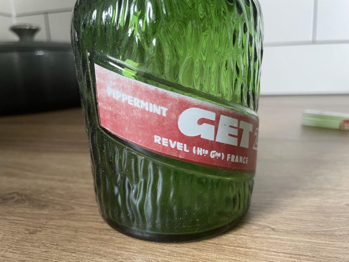 Bottiglie: Ancienne B outeille publicitaire verte GET 27 Peppermint – Usato da Lonay venduto da ju-71 5