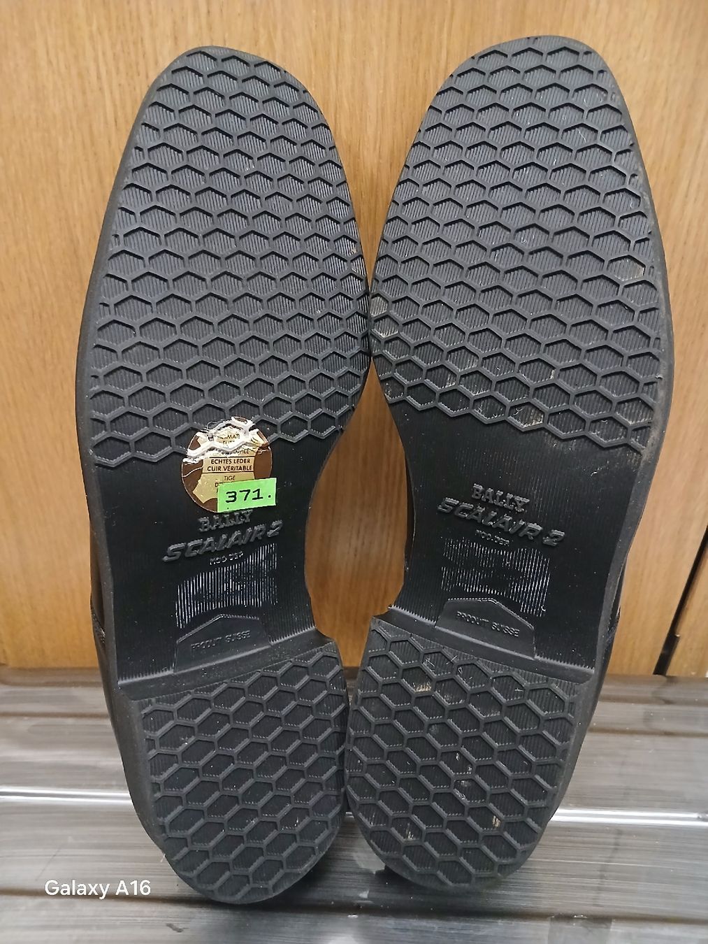 Bally Herrenschuhe: Chaussures en cuir de la marque Bally Suisse, Gr 9 E – Neu (gemäss Beschreibung) aus Genève von Martinbng 7
