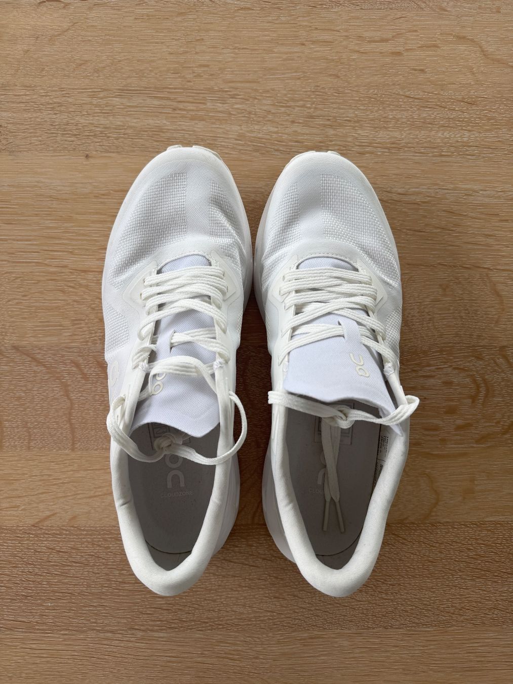On Chaussures hommes: On Cloudzone - Gr. 42 – Neuf (Voir description) à Entlebuch par noemi.luisa 1