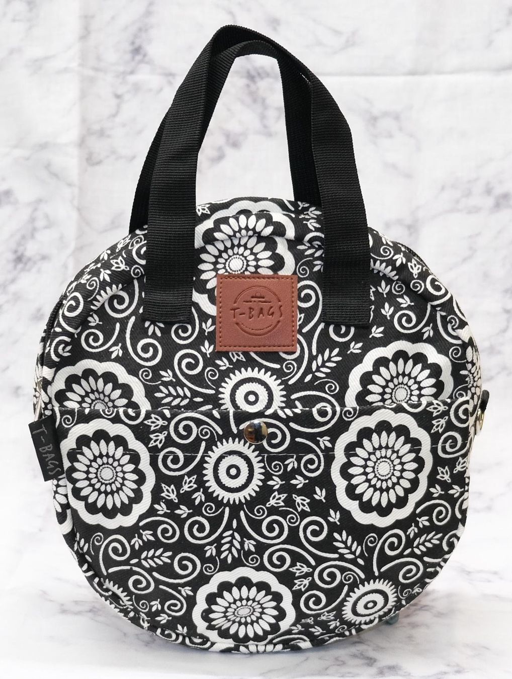 Borse da donna: Runde Tasche als Handtasche oder Umhängetasche, aus Stoff – Nuovo (secondo la descrizione) da Zürich venduto da Masala-Oase 1