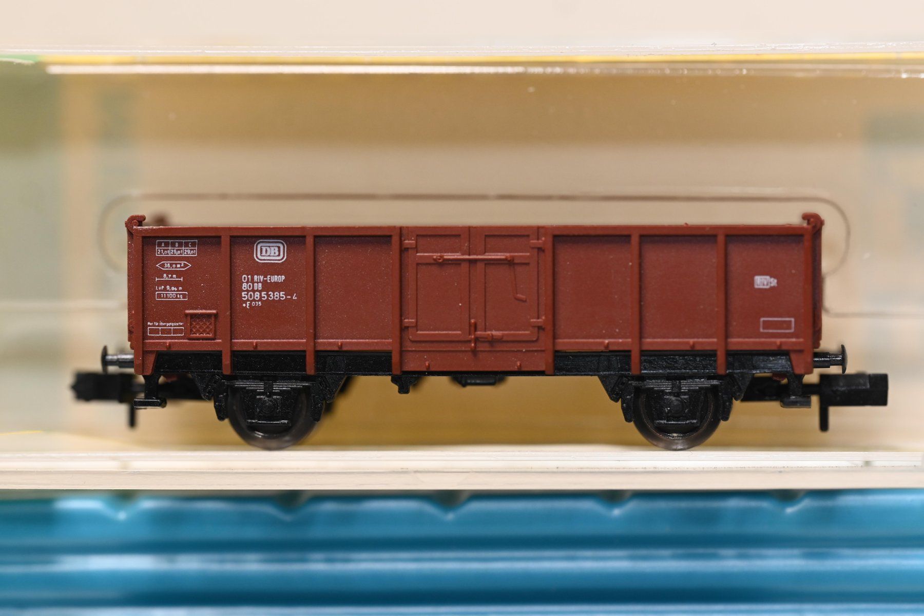 Rivarossi Modellini di ferrovie: Güterwagen Rivarossi + Trix Spur N mit OVP – Usato da Laupen ZH venduto da Zmoewe 3