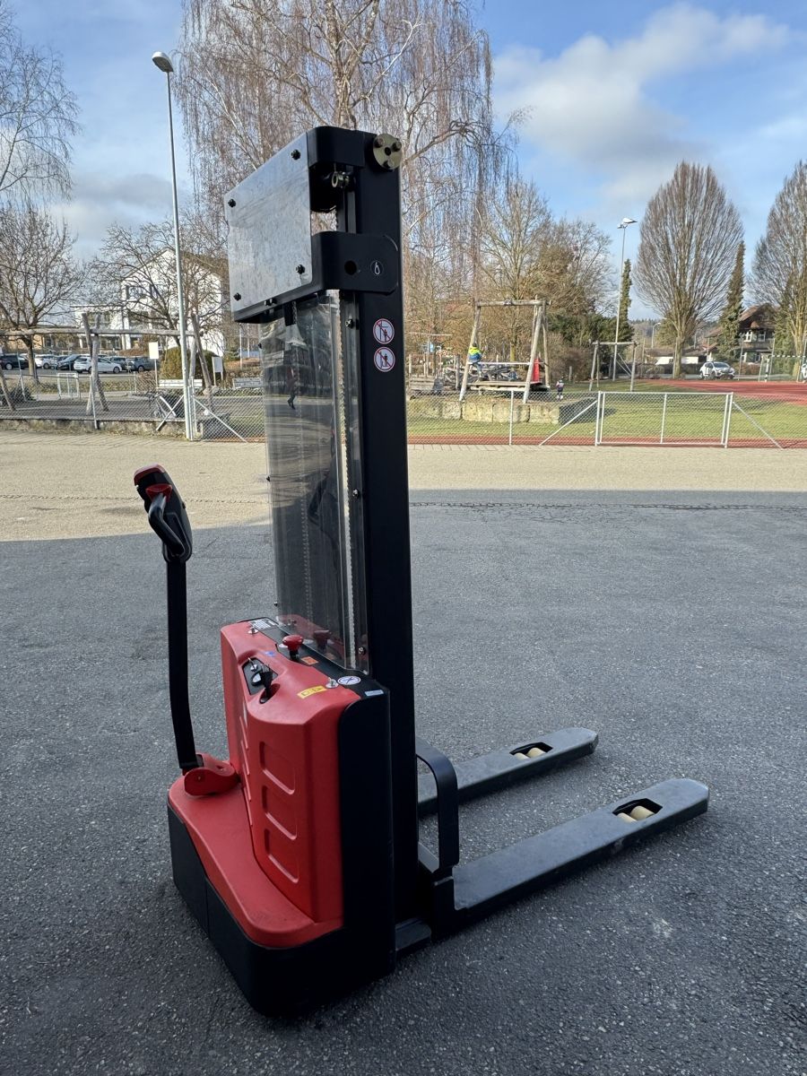 Carrelli elevatori e a forche: Elektro Hubwagen – Nuovo (secondo la descrizione) da Koppigen venduto da JakupiFahrzeughandel 2