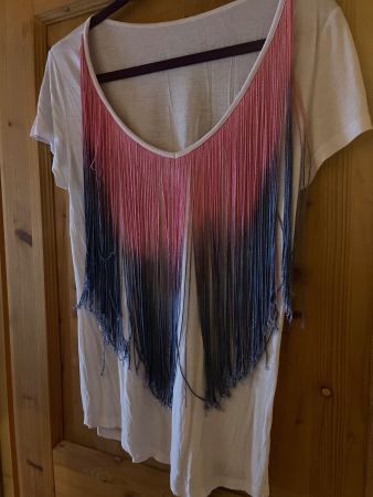 T-Shirt -Con frange multicolore-molto particolare M/L