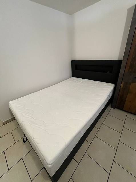 Conforama Letti: Lit avec coffre de rangement 120 cm x 200 cm – Usato da Fribourg venduto da tettamanti.viola 3