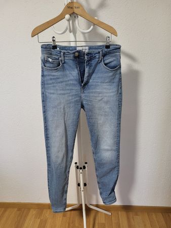 Calvin Klein Jeans, Grösse W31, High Rise - Top Zustand!