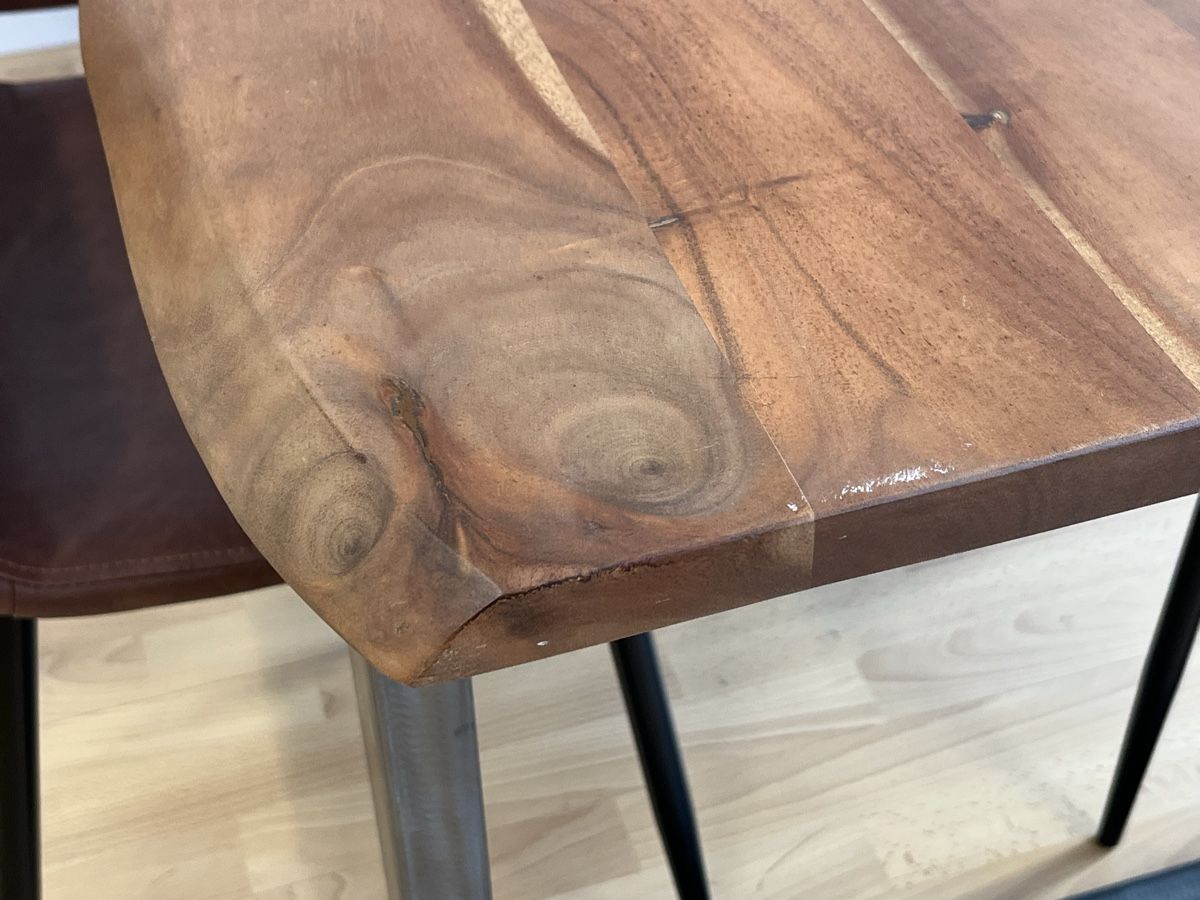 Set de table et chaises: Esstisch mit 4 Stühlen – D'occasion à Horgen par Grizzly83 4