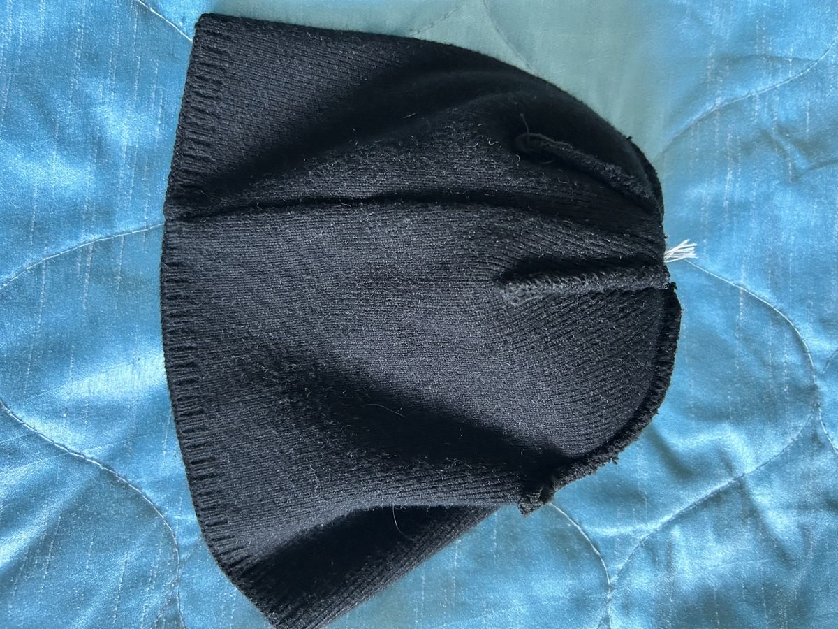 Copricapi, berretti & cappellini: Warm Winter Beanie with Real Fur Pompom – Nuovo (secondo la descrizione) da Biel/Bienne venduto da zit_v5yc 3