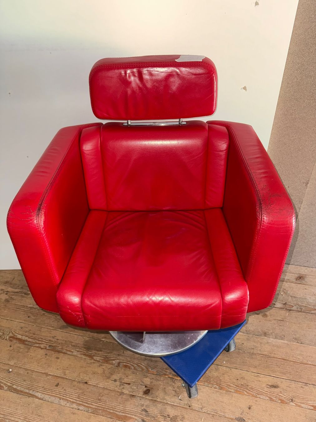 Giroflex Stühle: Stoll Giroflex 21 - 6091 Designed by Paolo Fancelli - Nr.6 – Defekt aus Aesch ZH von superpotato