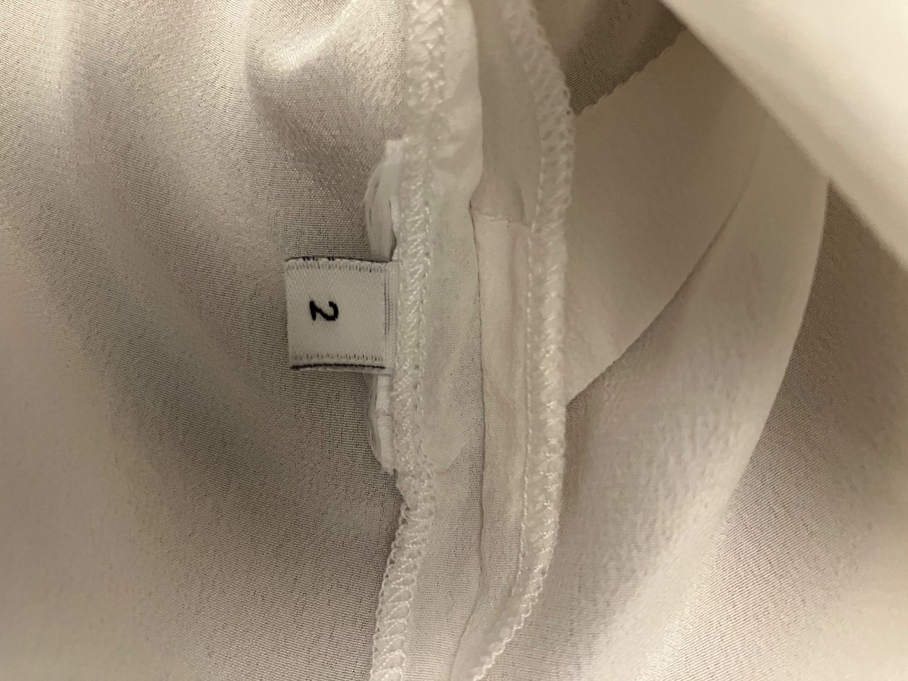 Sandro Top: Sandro - top en soie blanche – Usato da Vich venduto da SophieCo 6