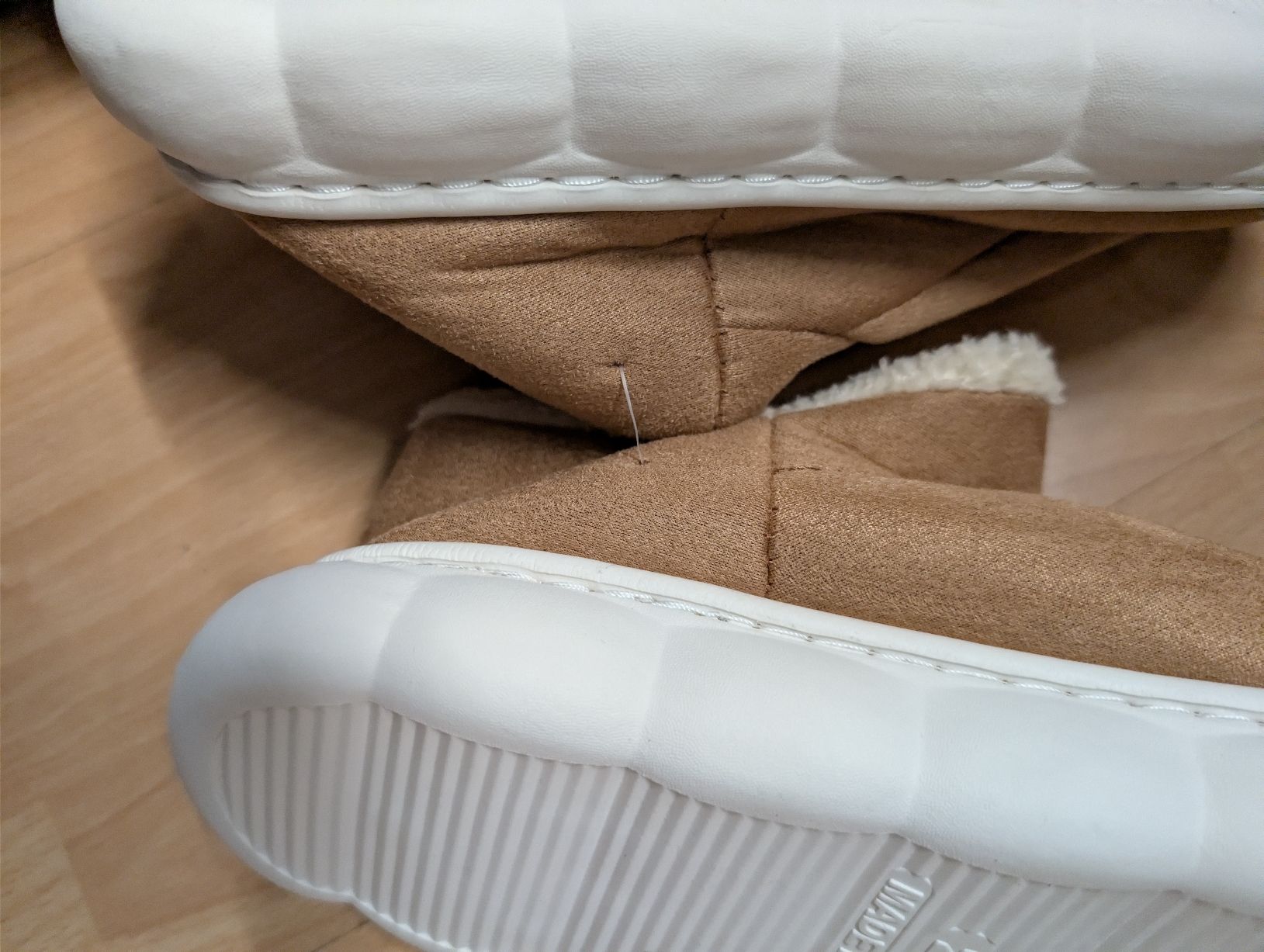 Herrenschuhe: Hausschuhe 42-43 – Neu und originalverpackt aus Bern von berneroberlaenderin 5