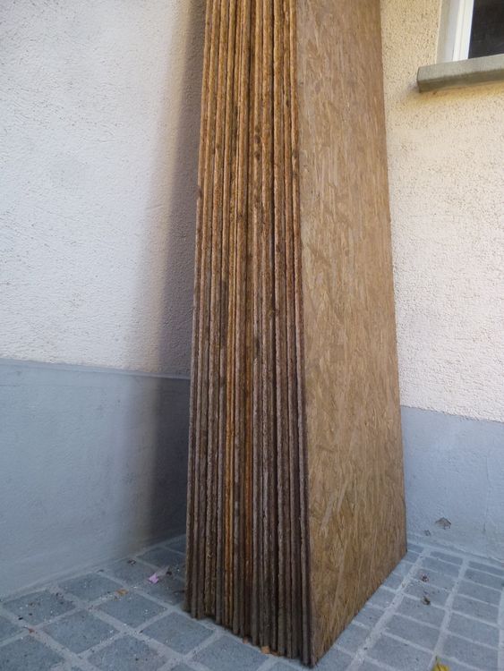 12 Stück gebrauchte OSB Verlegeplatten 205mm/67,5mm/12mm Kaufen auf