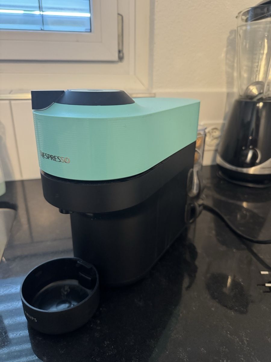 Nespresso Macchine per caffè & Macchine per espresso: Kaffeemaschine Krups Nespresso Vertuo – Usato da Kloten venduto da Boltmaster 3