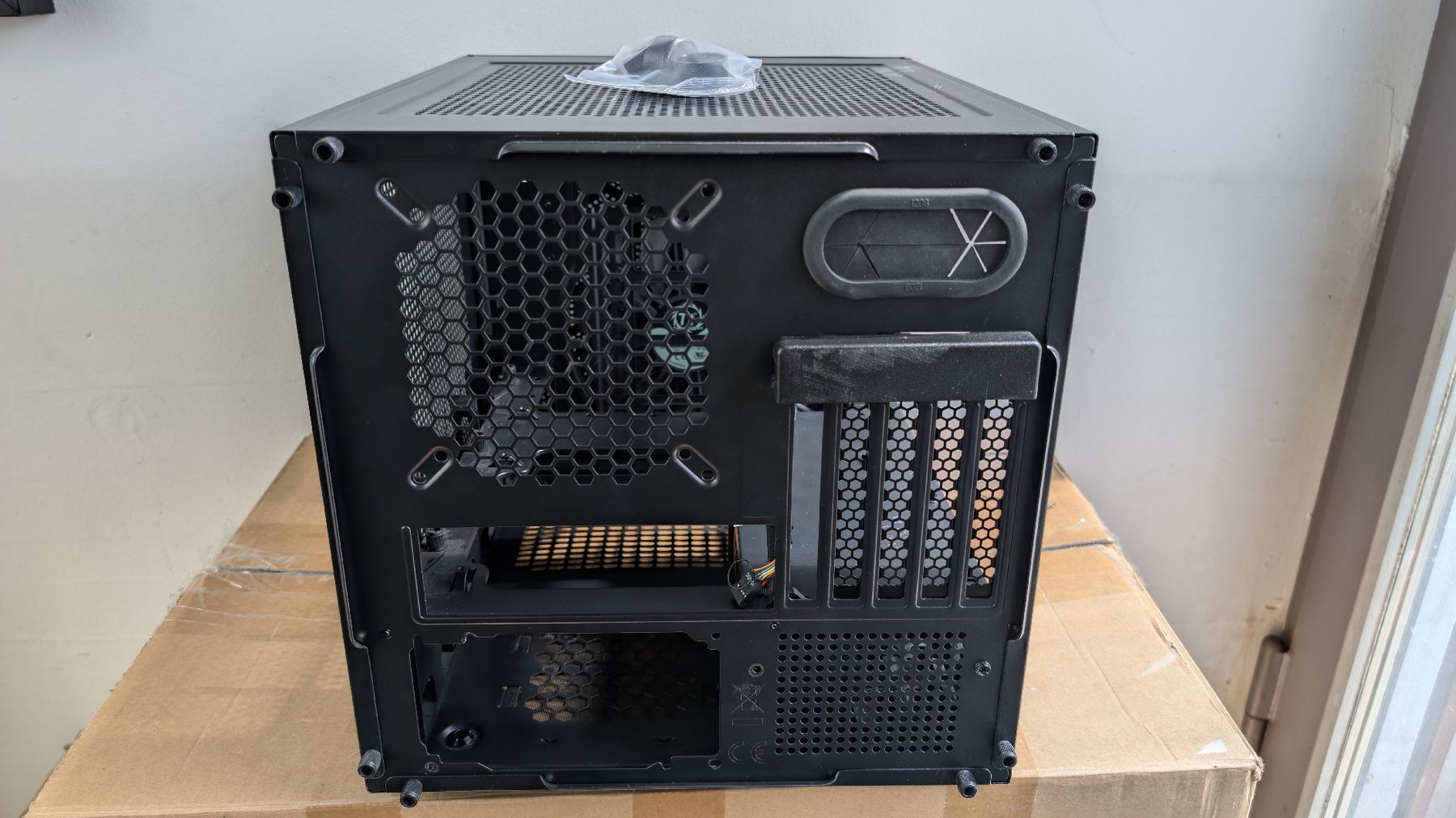 Thermaltake Custodie: PC Gehäuse Thermaltake Core V21 – Usato da Zürich venduto da GREENaudio 2