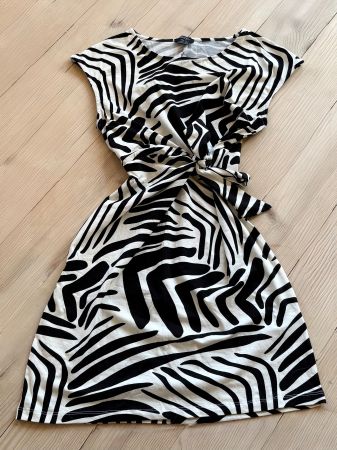 Kleid kurz,Animalprint Zebra,Esmara,verstell-/dehnbar,Gr.36