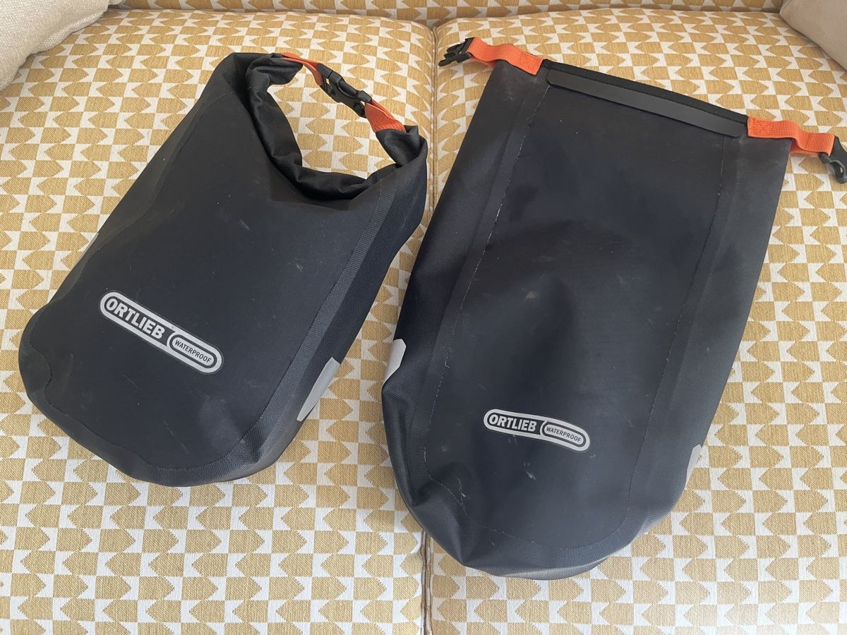 Ortlieb Borse: ORTLIEB Fork-Pack - Grösse 4.1L - Anzahl 2 – Usato da St. Gallen venduto da BikeladyShop