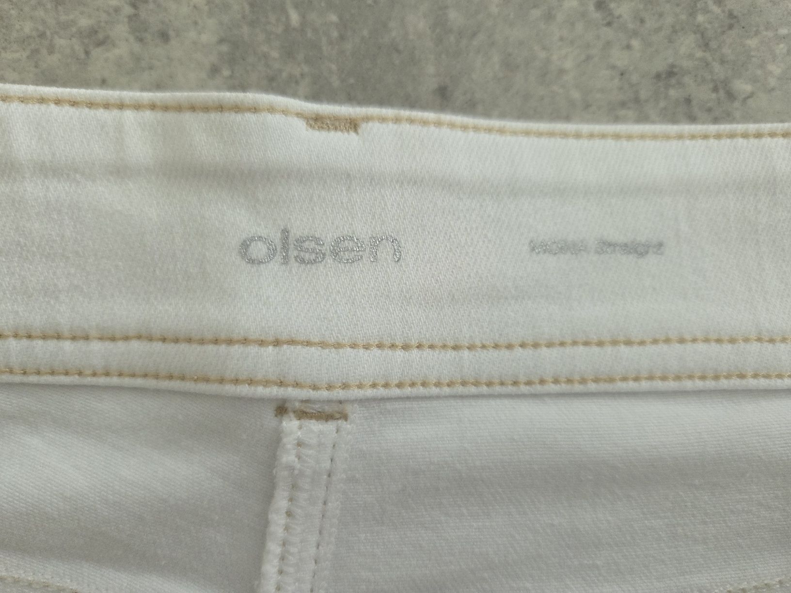Jeans: schöne Jeans, Olsen – Nuovo (secondo la descrizione) da Wiesendangen venduto da Sinhuk 4